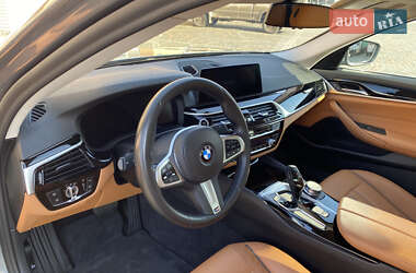 Седан BMW 5 Series 2019 в 