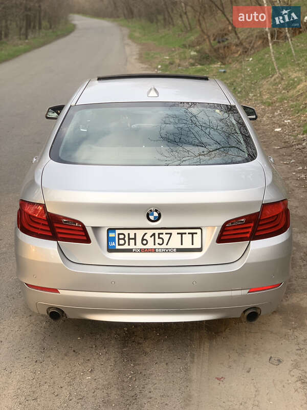 Седан BMW 5 Series 2013 в Днепре