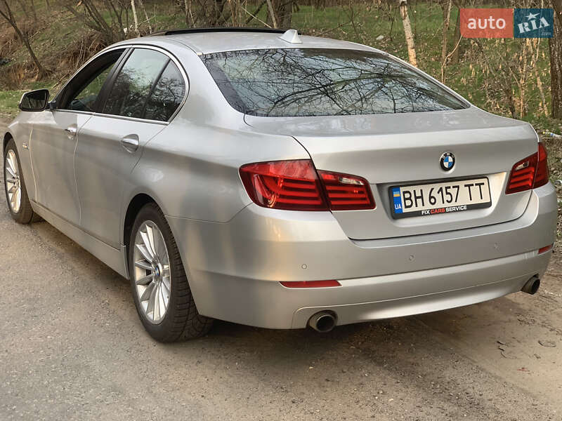 Седан BMW 5 Series 2013 в Днепре