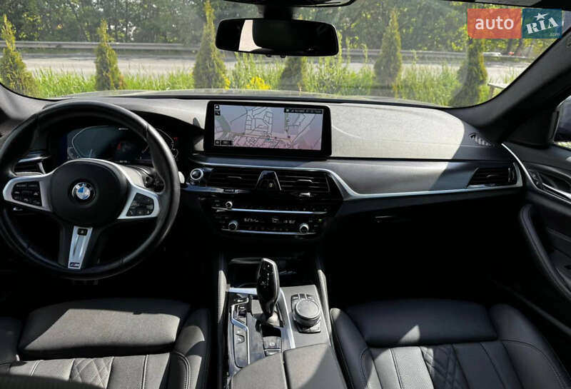 Седан BMW 5 Series 2021 в Львові