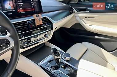 Седан BMW 5 Series 2020 в 