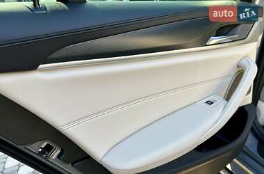 Седан BMW 5 Series 2020 в 