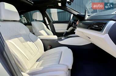 Седан BMW 5 Series 2020 в 