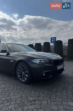 Седан BMW 5 Series 2013 в 