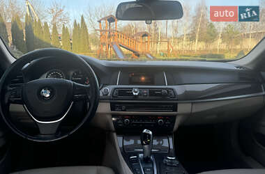 Седан BMW 5 Series 2013 в 
