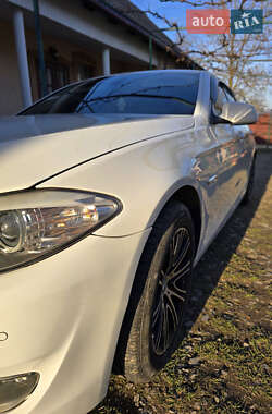 Универсал BMW 5 Series 2011 в 