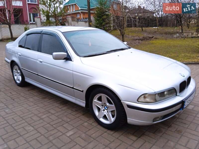 Седан BMW 5 Series 1998 в Чернигове