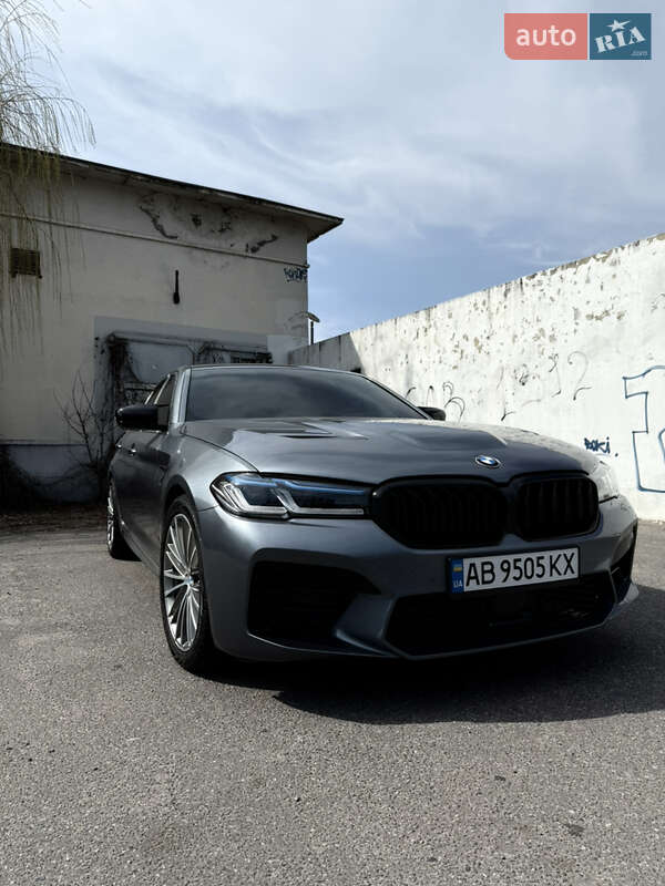 Седан BMW 5 Series 2017 в Виннице