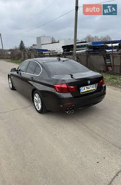 Седан BMW 5 Series 2013 в 