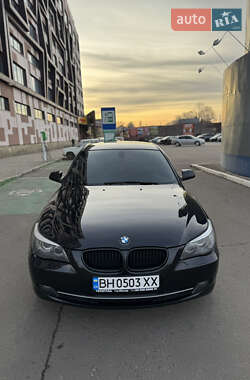Седан BMW 5 Series 2009 в 