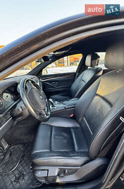 Седан BMW 5 Series 2012 в 