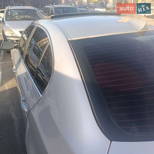 Седан BMW 5 Series 2009 в Киеве