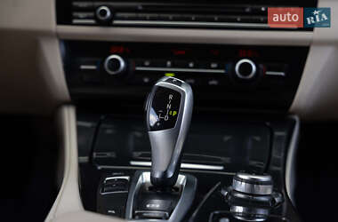Седан BMW 5 Series 2012 в 