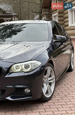 Седан BMW 5 Series 2013 в 