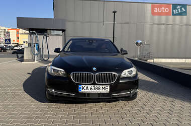 Седан BMW 5 Series 2012 в 