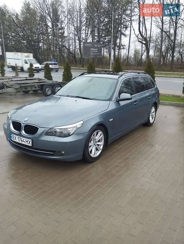 Універсал BMW 5 Series 2010 в 