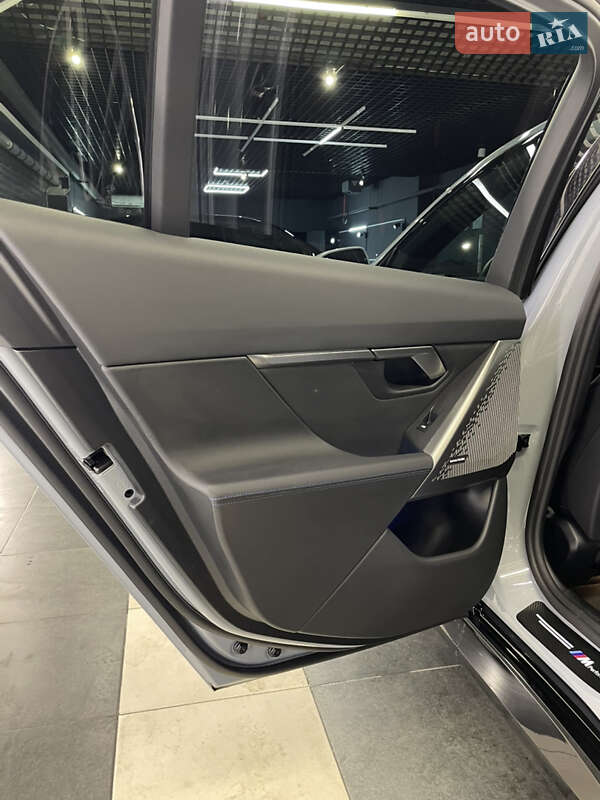 Седан BMW 5 Series 2024 в Киеве фото 21 Седан BMW 5 Series 2024 в Киеве