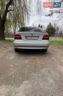 Седан BMW 5 Series 2002 в 