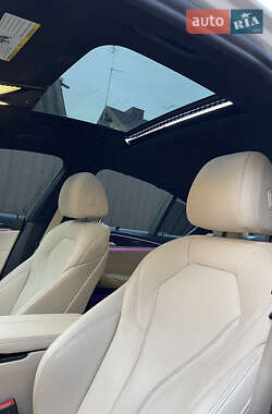 Седан BMW 5 Series 2019 в 