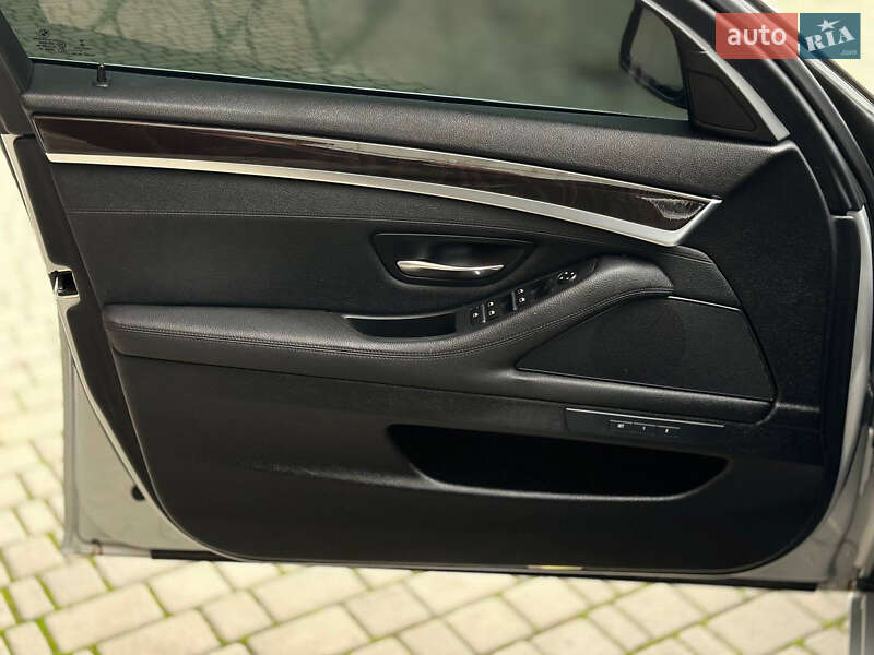 Седан BMW 5 Series 2015 в Івано-Франківську