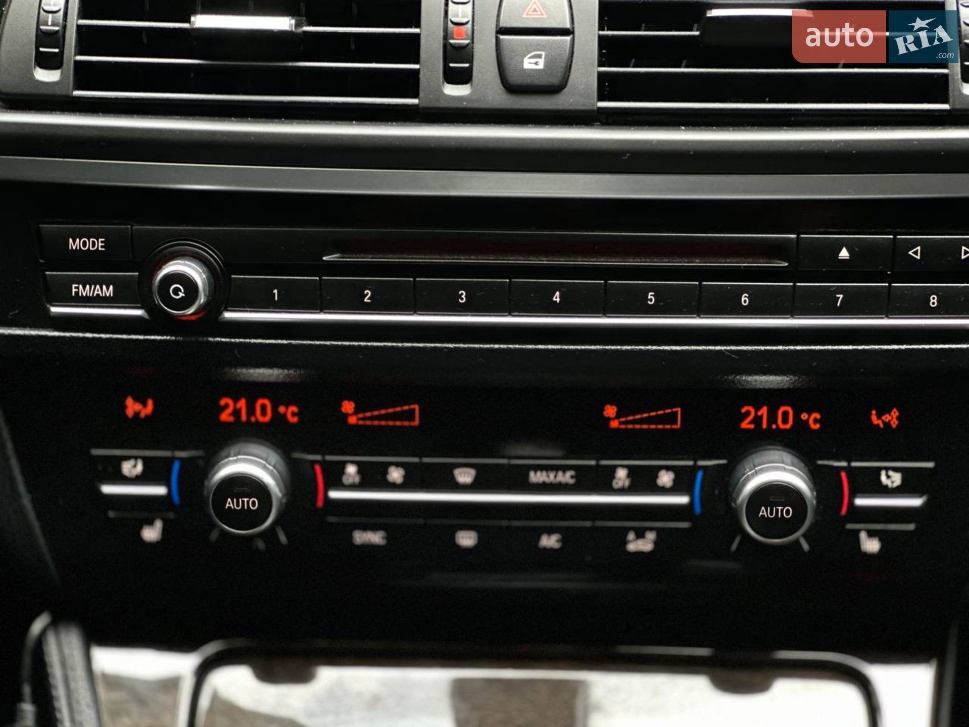 2015 BMW 5er - мініатюра 23