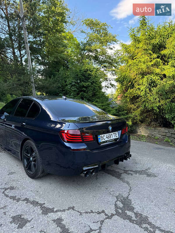 Седан BMW 5 Series 2013 в Львове