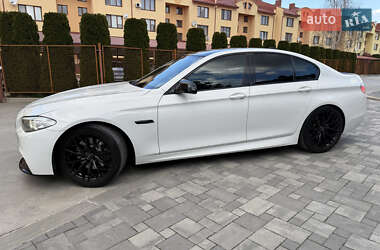 Седан BMW 5 Series 2011 в 