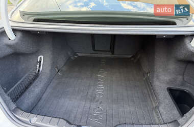 Седан BMW 5 Series 2011 в 