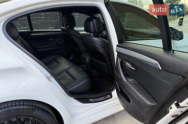 Седан BMW 5 Series 2011 в 