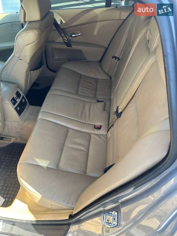 Универсал BMW 5 Series 2004 в Шумске
