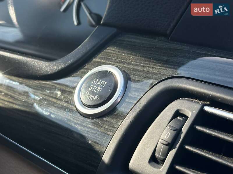 Седан BMW 5 Series 2013 в Львове