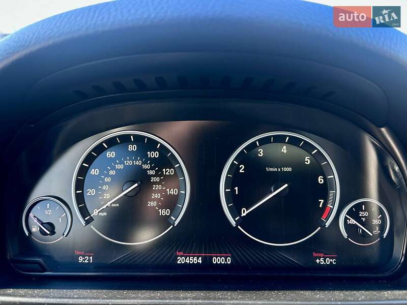 Седан BMW 5 Series 2013 в Львове