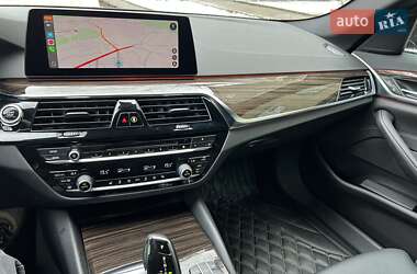 Седан BMW 5 Series 2018 в 