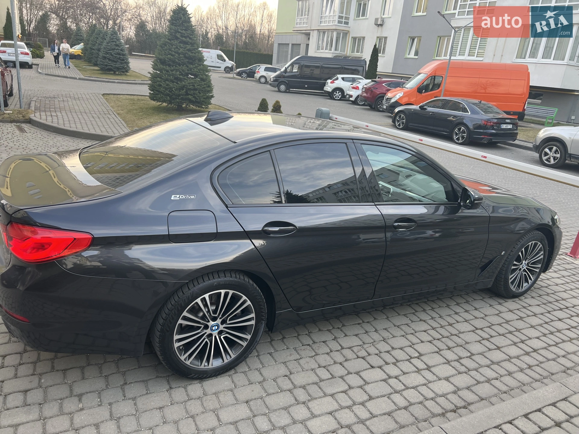 2018 BMW 5er - мініатюра 3