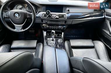 Седан BMW 5 Series 2012 в 