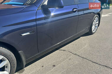 Седан BMW 5 Series 2013 в 