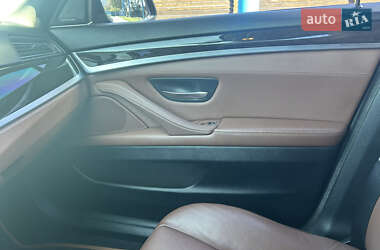 Седан BMW 5 Series 2013 в 