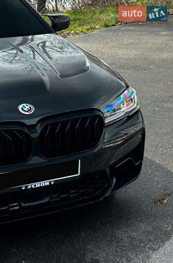 Седан BMW 5 Series 2017 в 