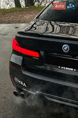 Седан BMW 5 Series 2017 в 