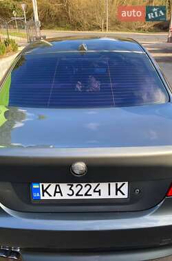 Седан BMW 5 Series 2006 в 