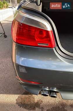 Седан BMW 5 Series 2006 в 