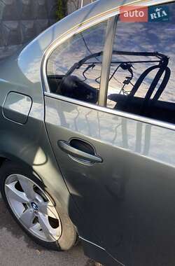 Седан BMW 5 Series 2006 в 