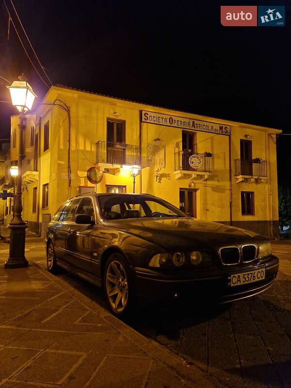 Универсал BMW 5 Series 2002 в 