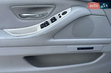 Седан BMW 5 Series 2012 в 