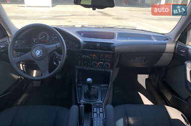Седан BMW 5 Series 1991 в 