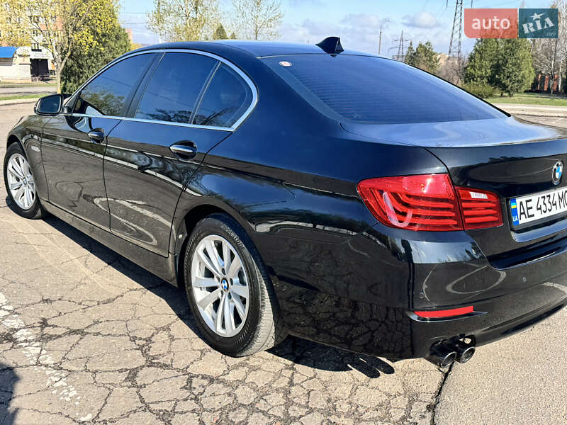 Седан BMW 5 Series 2014 в Кривом Роге