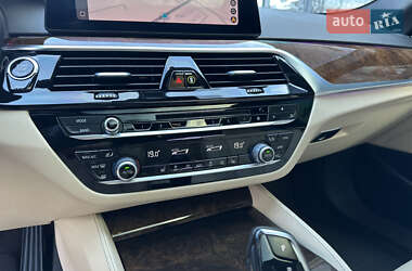 Седан BMW 5 Series 2019 в 
