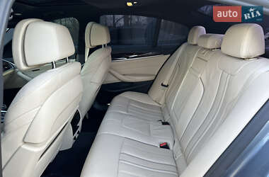Седан BMW 5 Series 2019 в 
