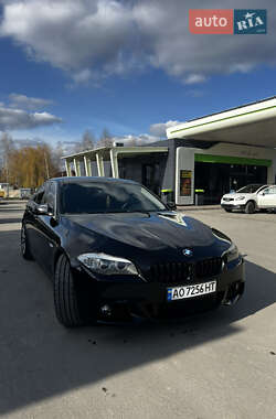 Седан BMW 5 Series 2012 в 