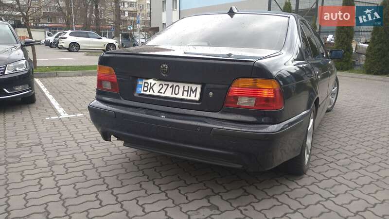 Седан BMW 5 Series 2001 в Луцке